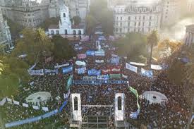 /imagenes/marcha_uni3.jpeg