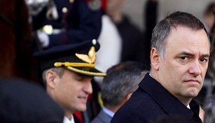/imagenes/renunci_adorni1.jpg